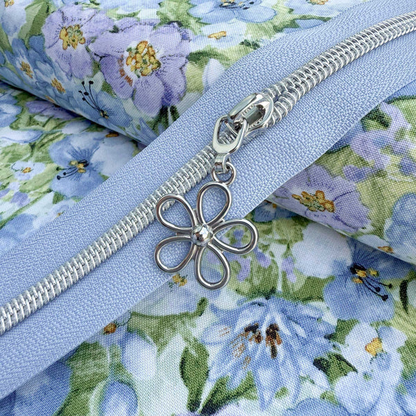 Nickel Looped Flower Pulls for #5 Zipper Tape - Package of 5