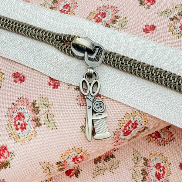 Antique Sewing Pulls for #5 Zipper Tape - Package of 5